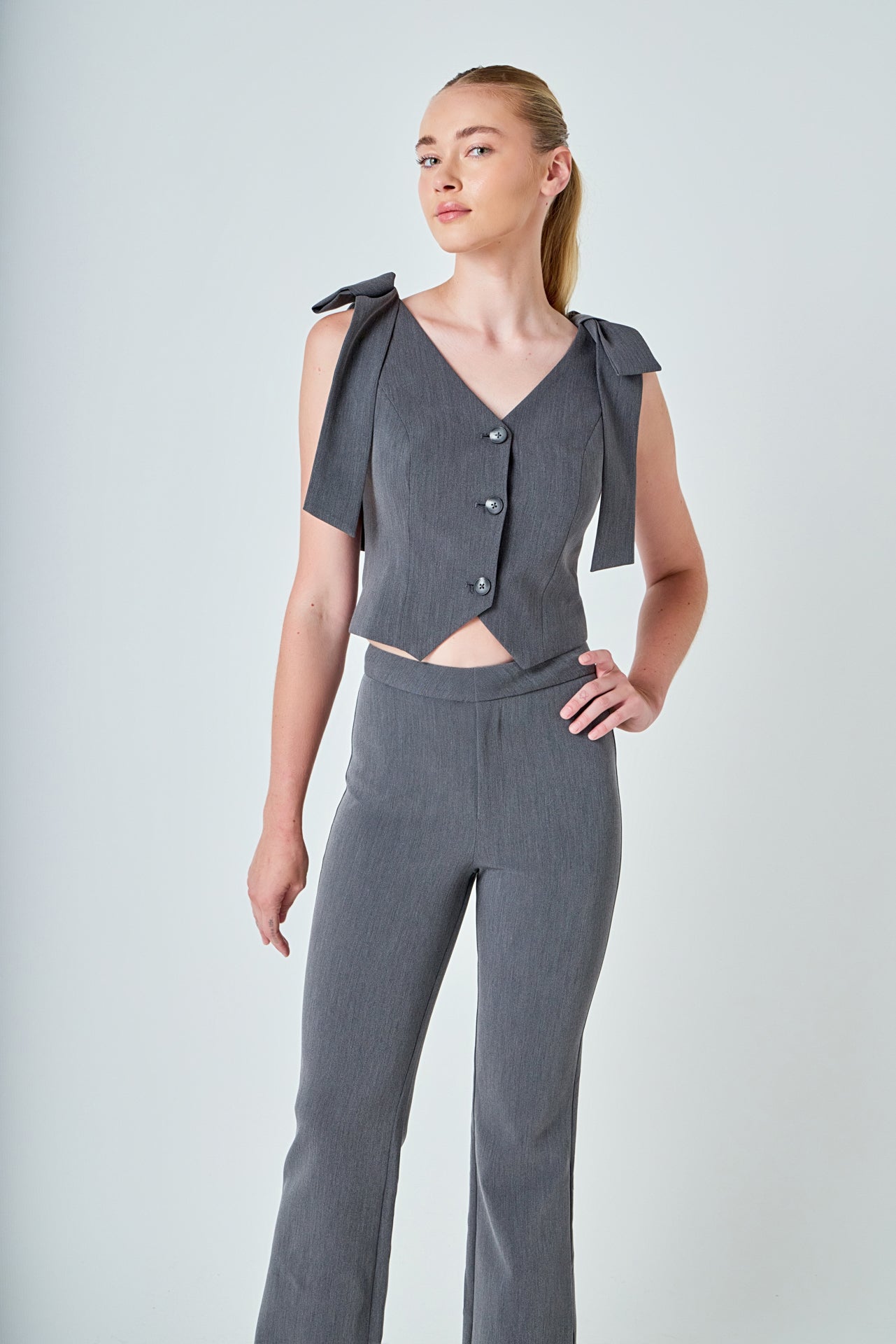 Mid Rise Fitted Trousers