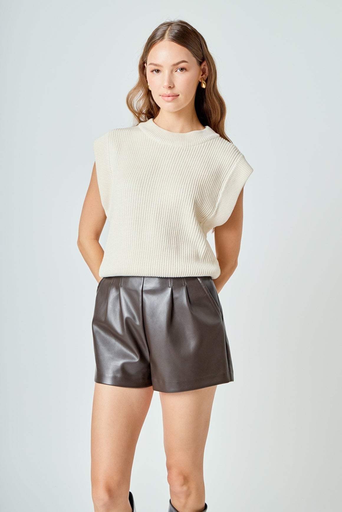 Sleeveless Round neck Vest Knit Top