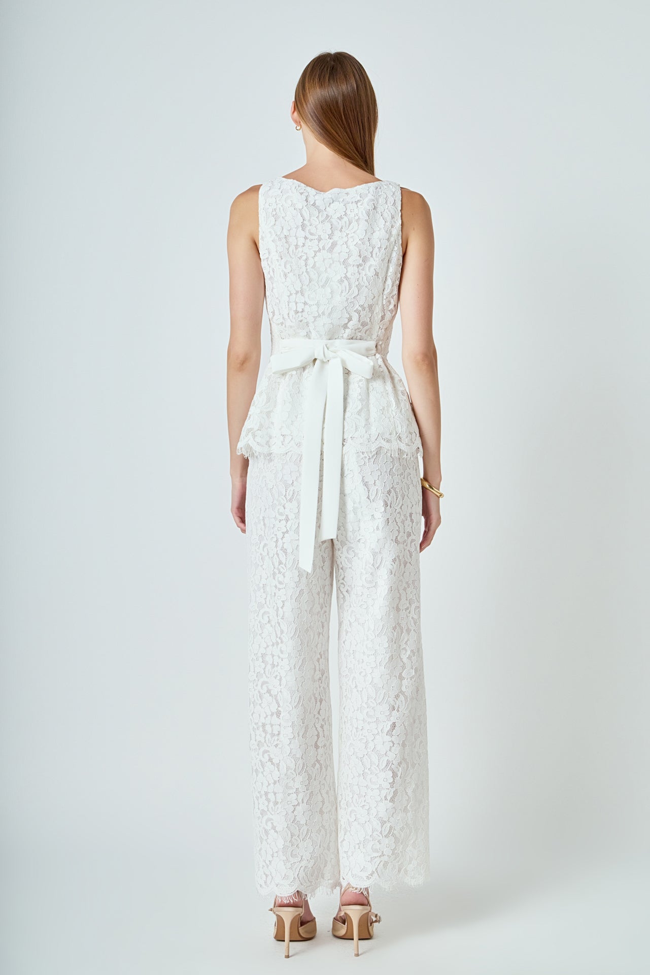 Lace Sleeveless Long Top With Belt