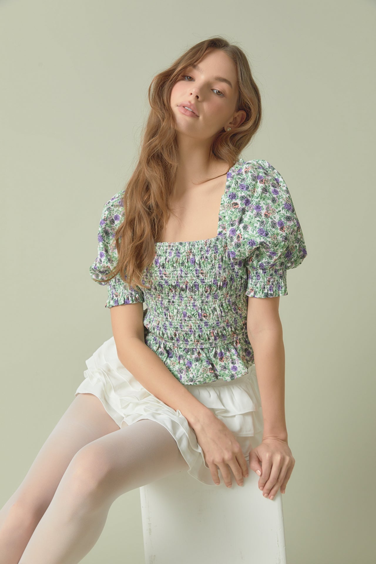 Jacquard Floral Smocked Puff Sleeve Top