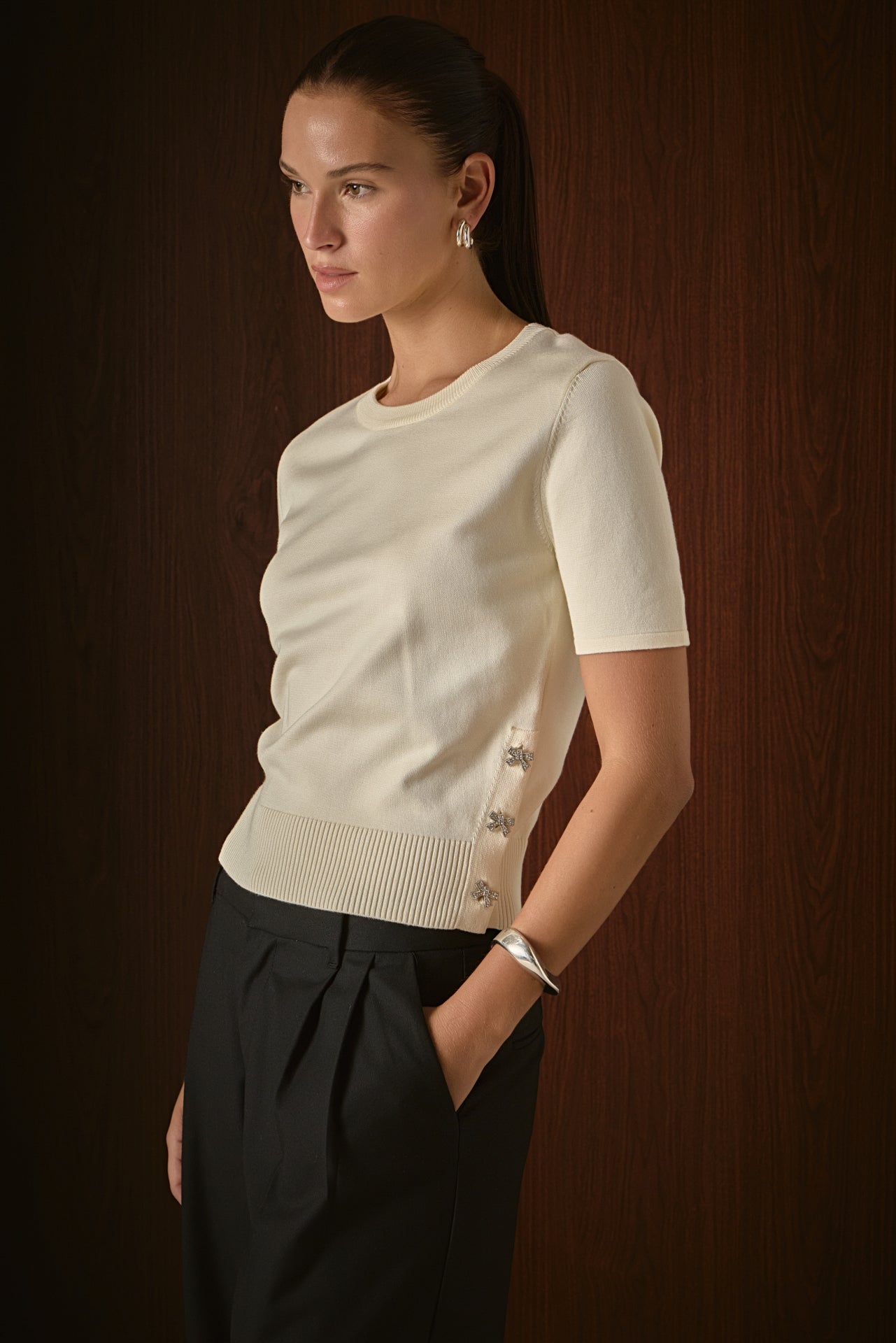 Side Bow Buttoned Knit Top