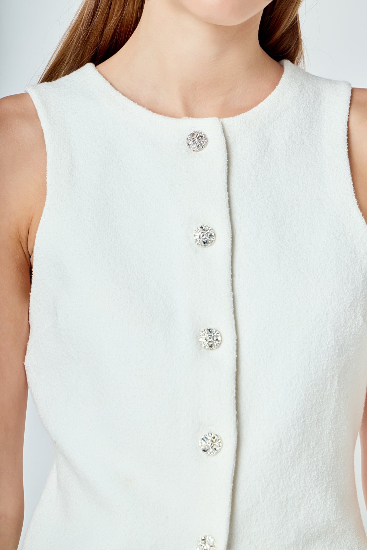 Round Neck Buttoned Knit Vest