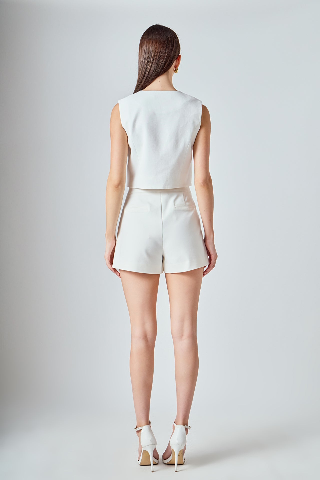 Catherine Scallop Edge Cropped Linen Vest