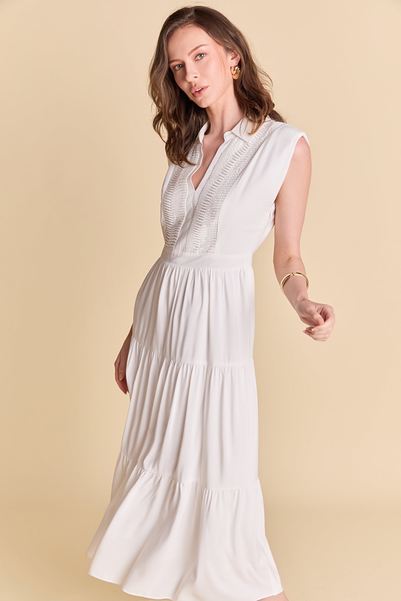 Pintuck Details Sleeveless Midi Dress