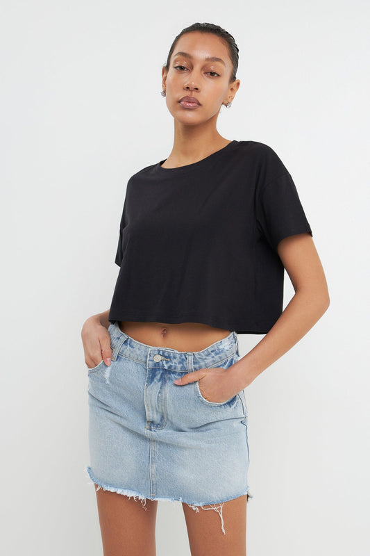 Cropped Basic T-Shirt