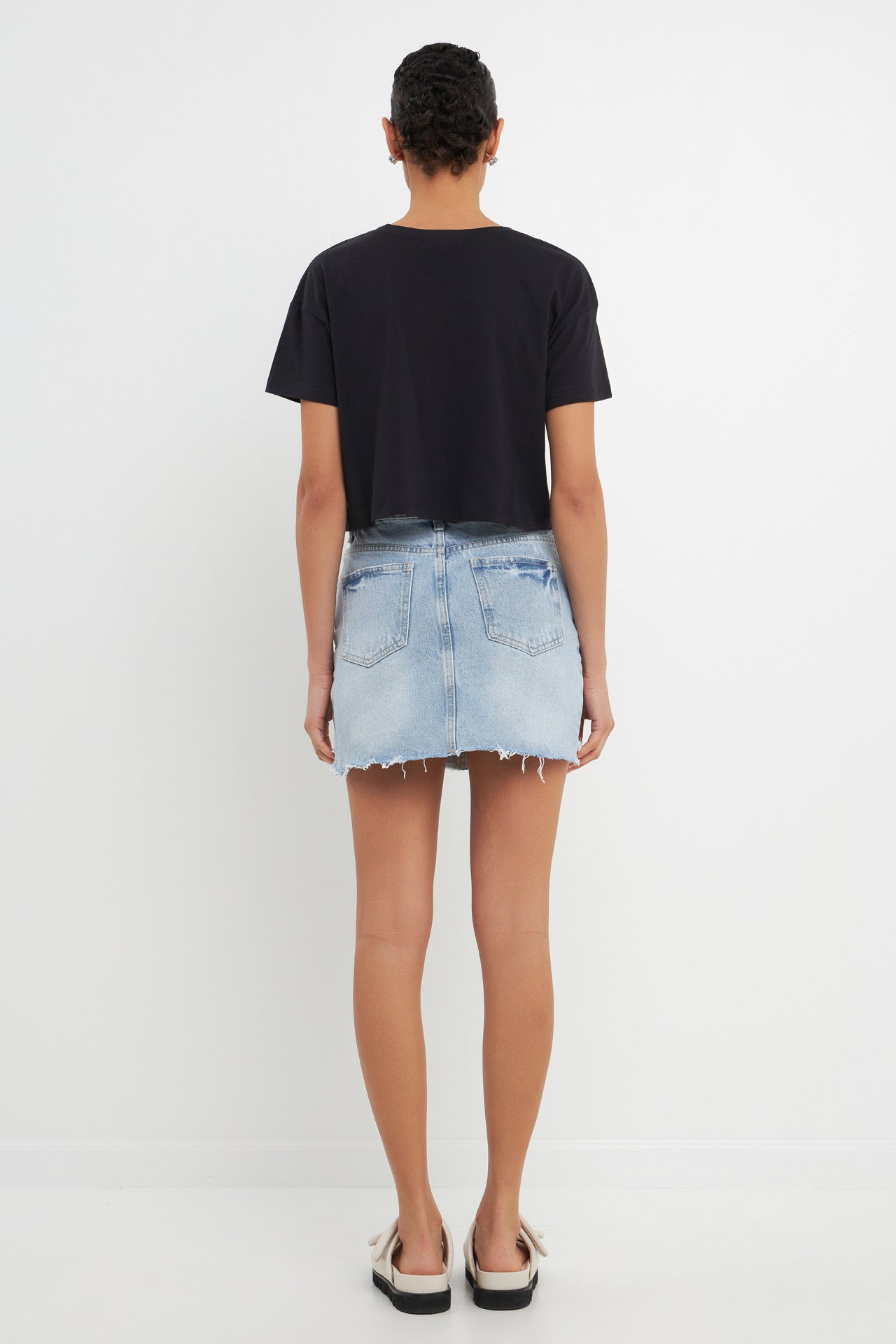 Cropped Basic T-Shirt