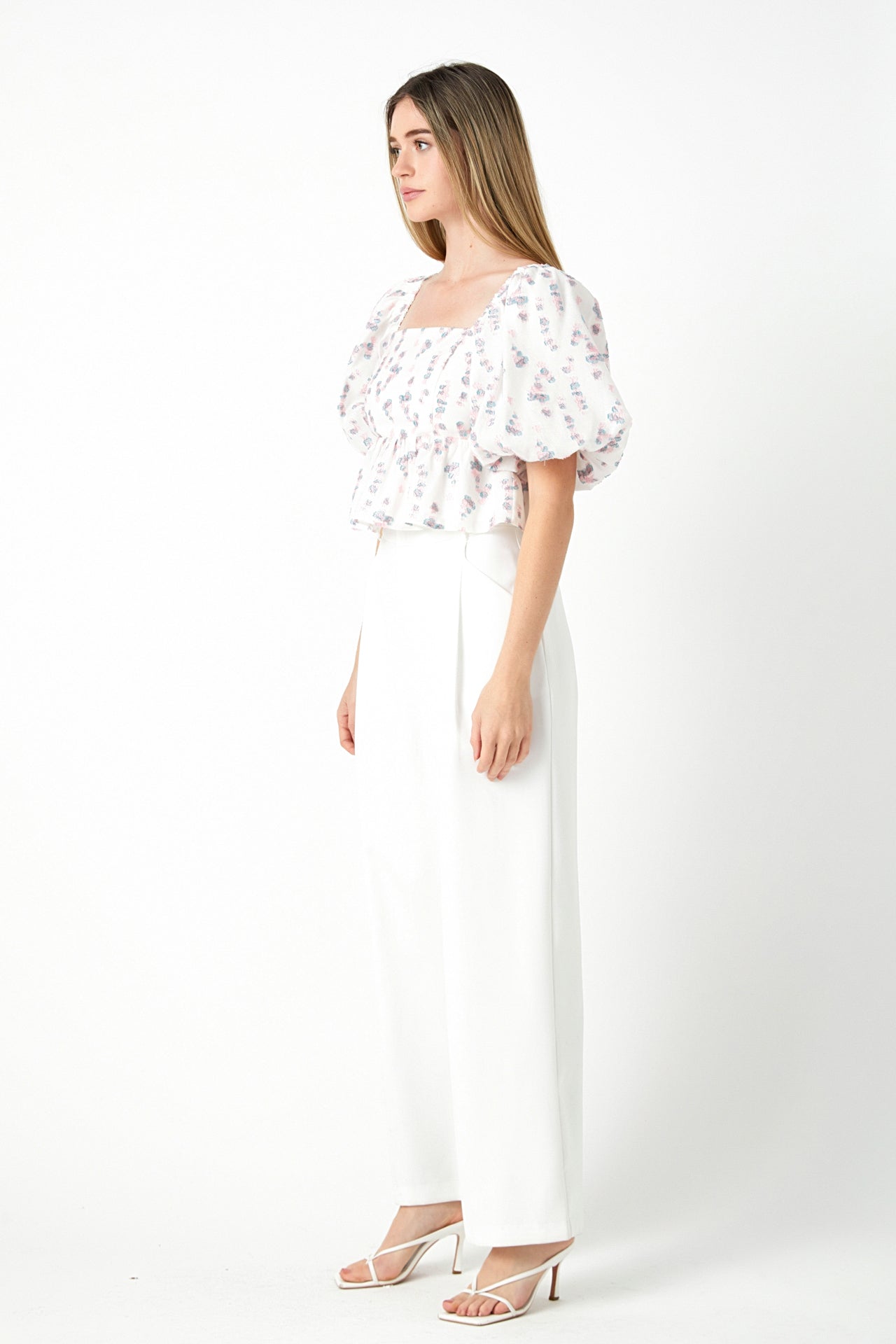 Blouson Sleeve Floral Textured Top