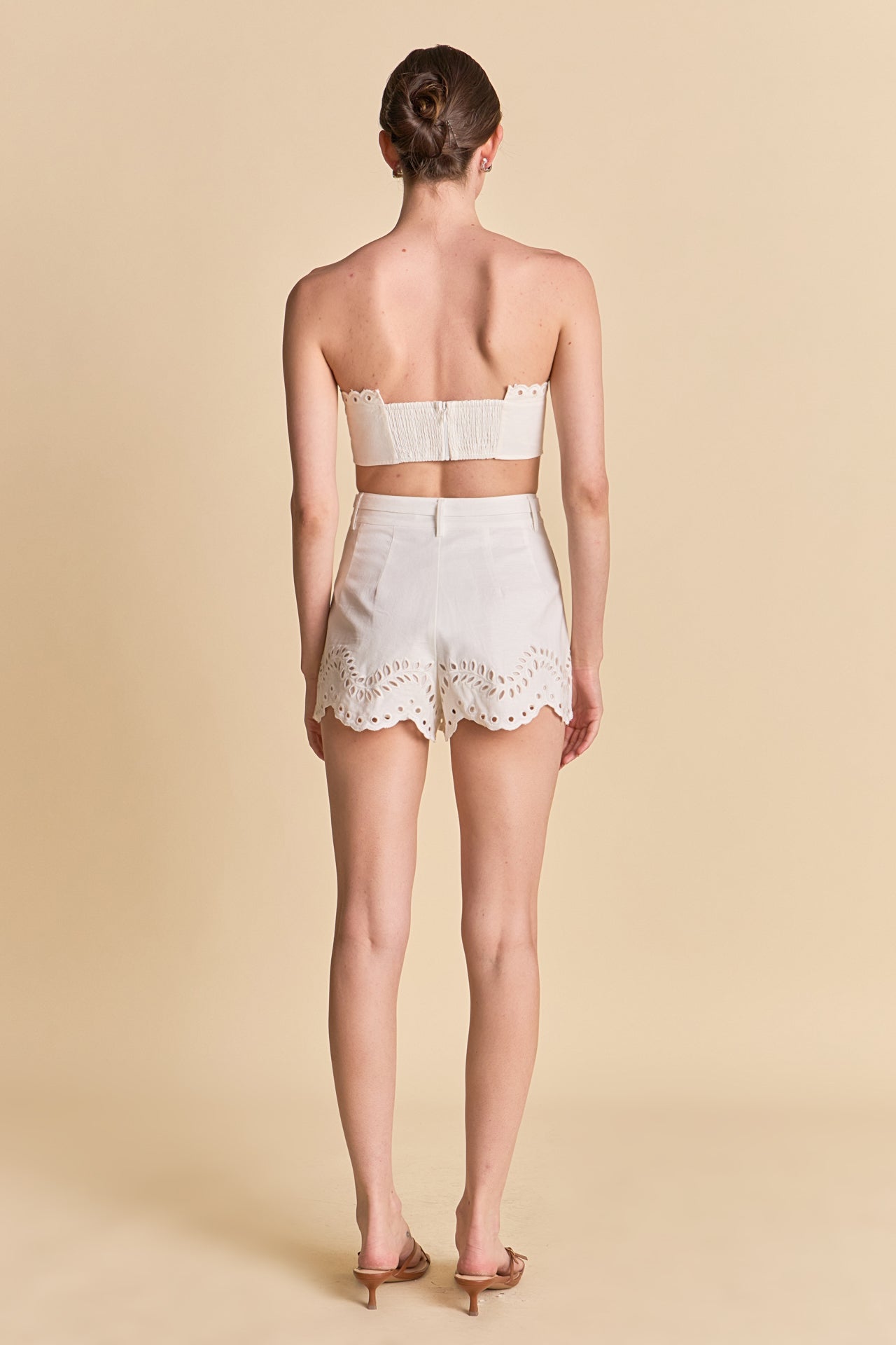 Embroidered High Waisted Relaxed shorts