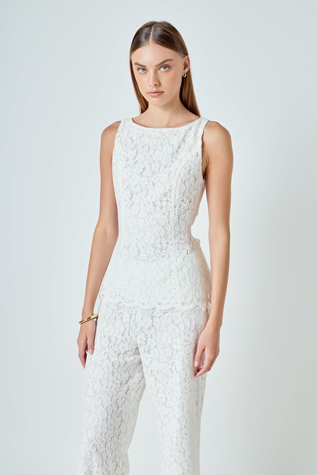 Lace Sleeveless Long Top With Belt