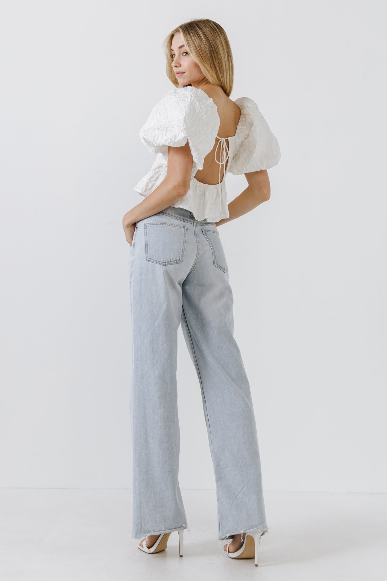 Square Neck Puff Sleeve Jacquard Top