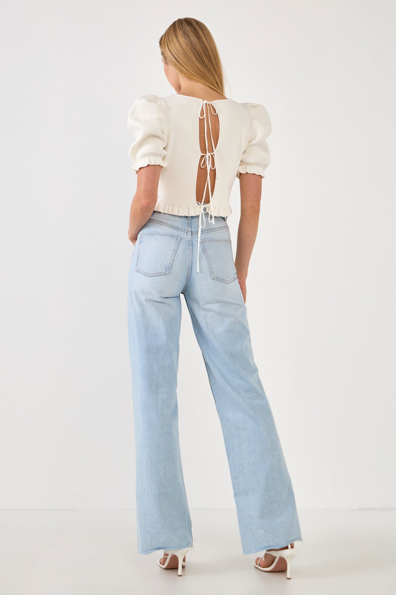 Back Tied Straps Knit Top