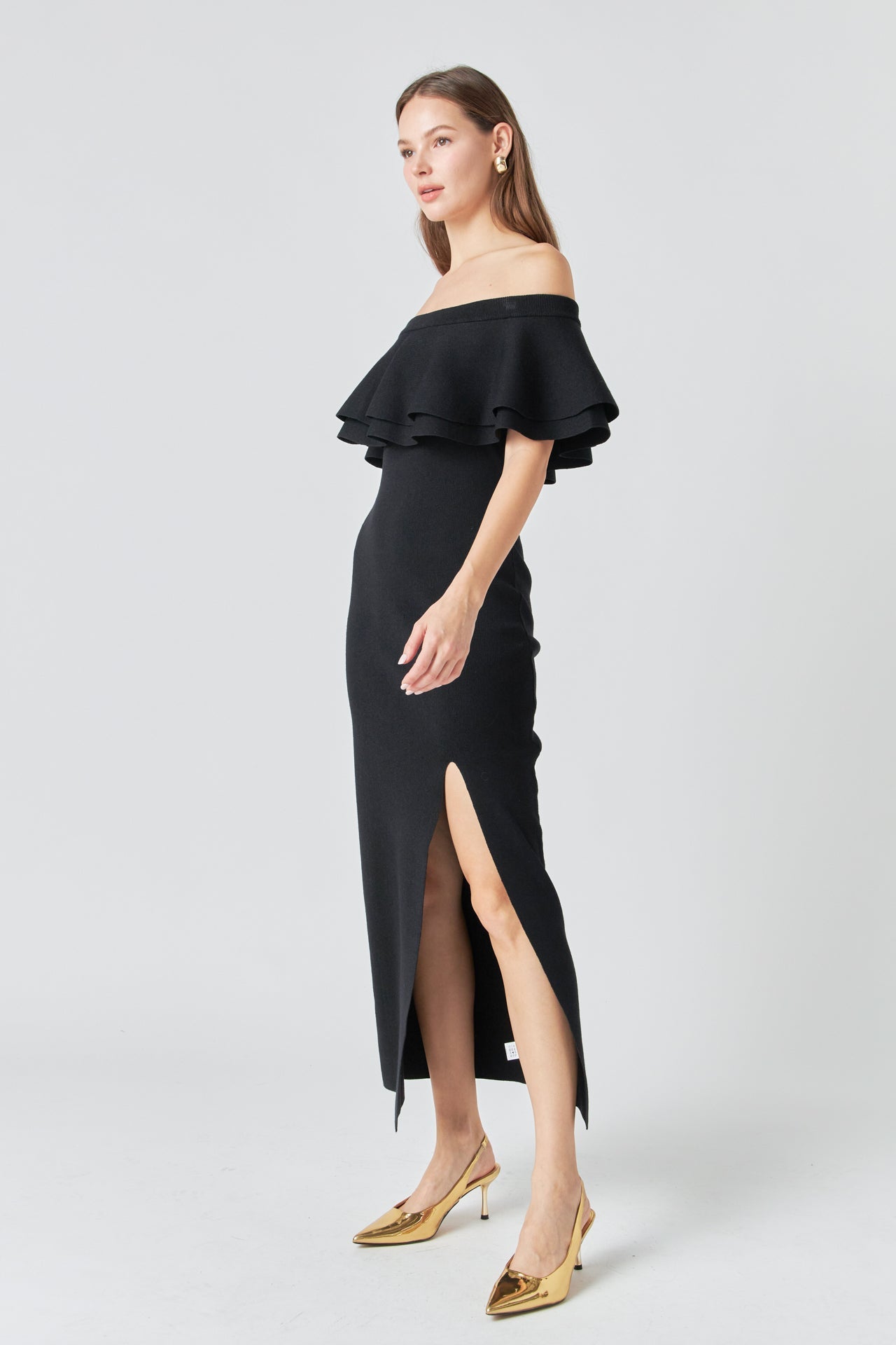 Off the Shoulder Ruffle Maxi Dress