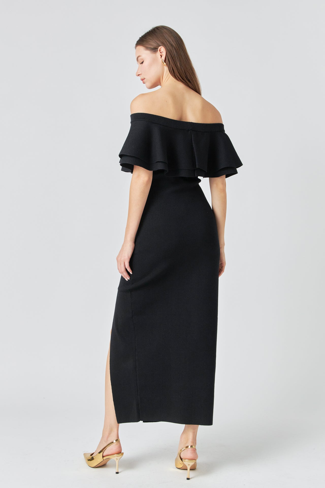 Off the Shoulder Ruffle Maxi Dress