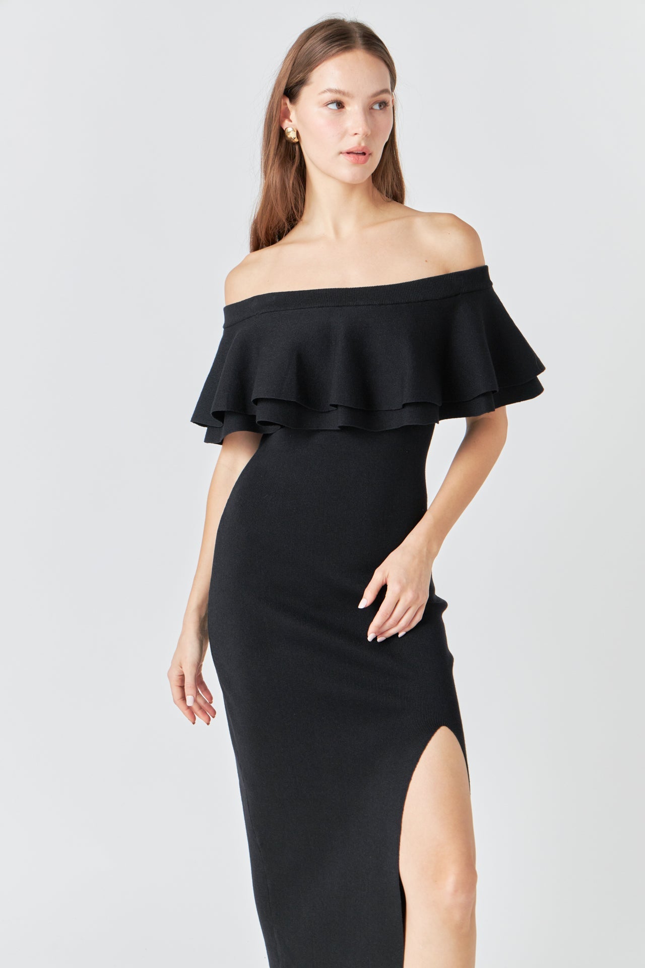 Off the Shoulder Ruffle Maxi Dress
