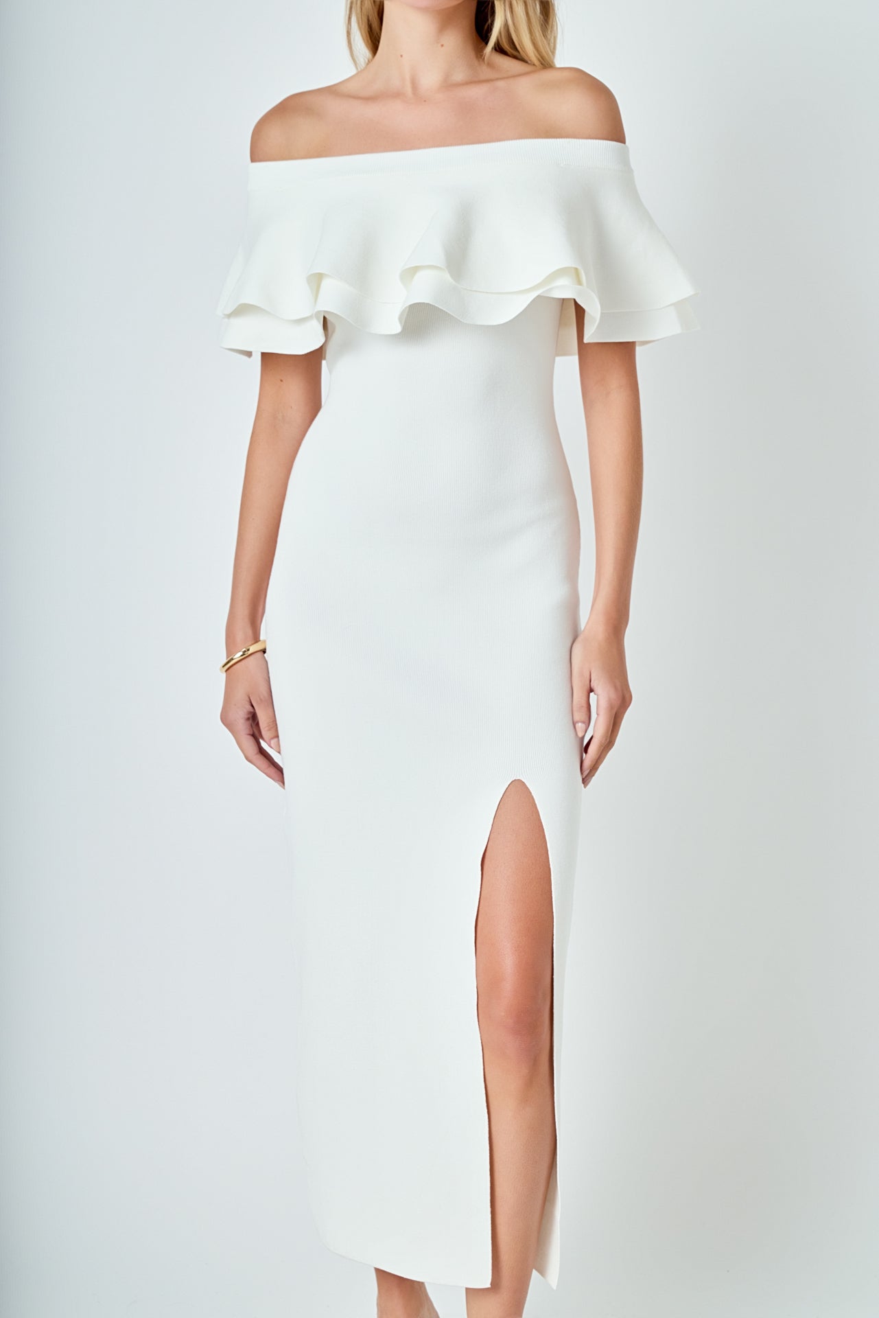 Off the Shoulder Ruffle Maxi Dress