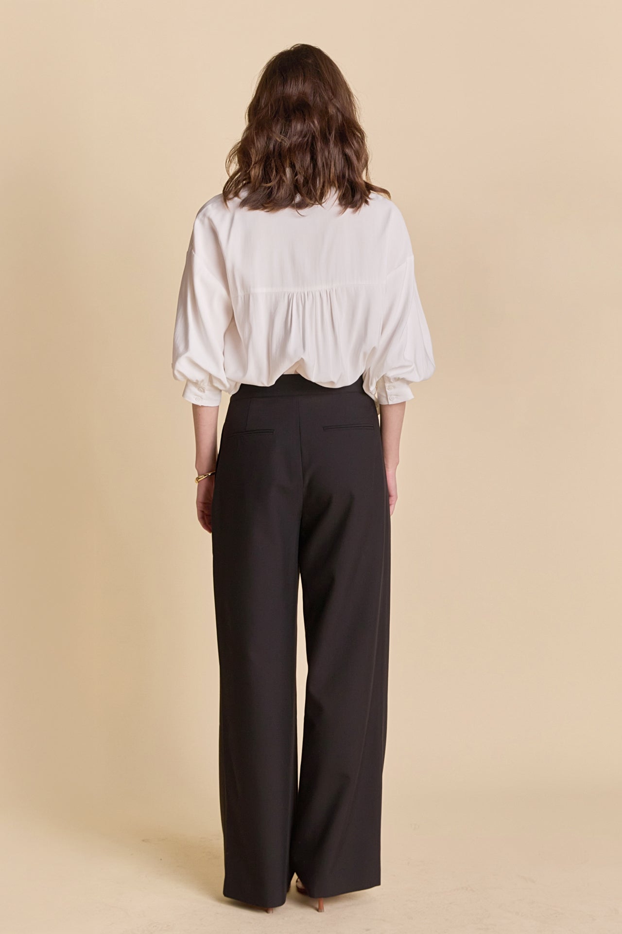 Mid Rise Pleated Wide leg Trousers
